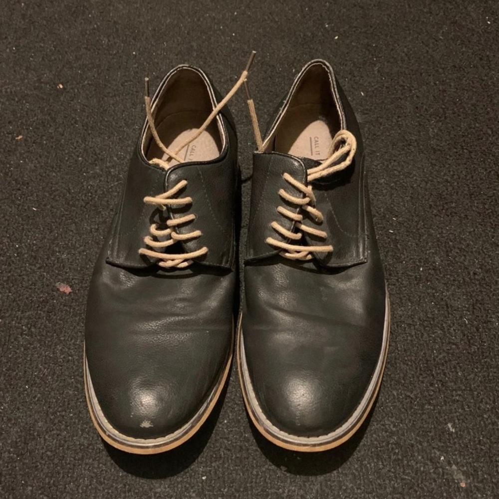 Dress shoes